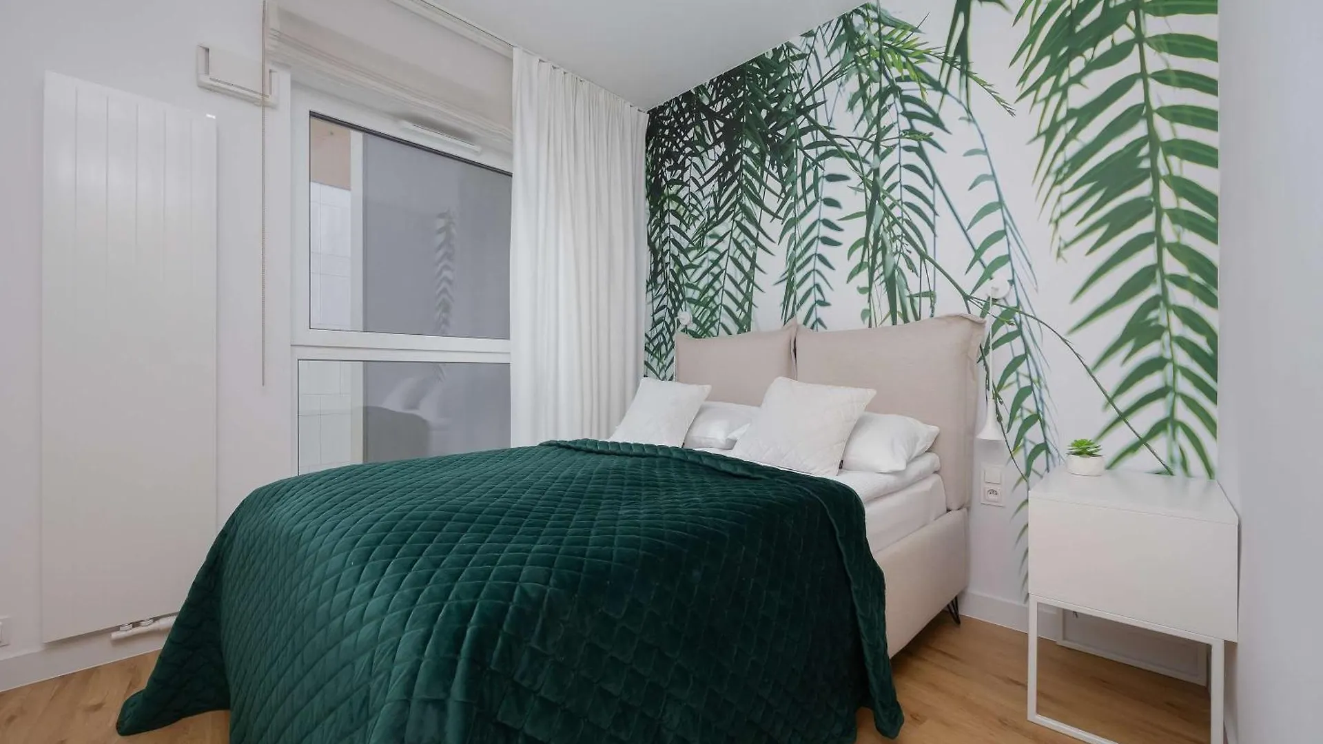 Modern Apartment With Air Conditioning And Parking Near The Pge Stadium In Warsaw By Noclegi Renters